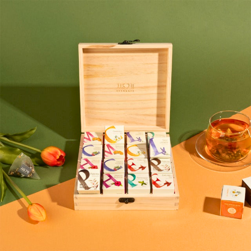 Autumn Floral Tea in Wooden Case for